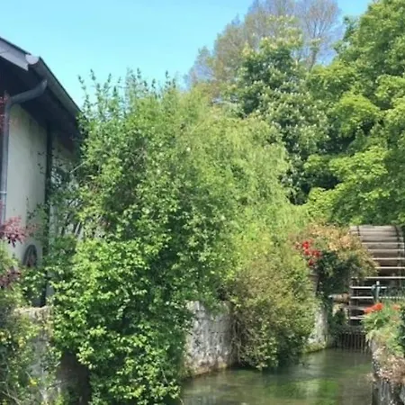 La Maison Des Sources 沃勒莱罗斯